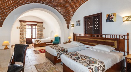 Triple Room - Pool View